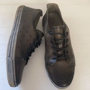 ROGUE men’s leather stylish sneakers